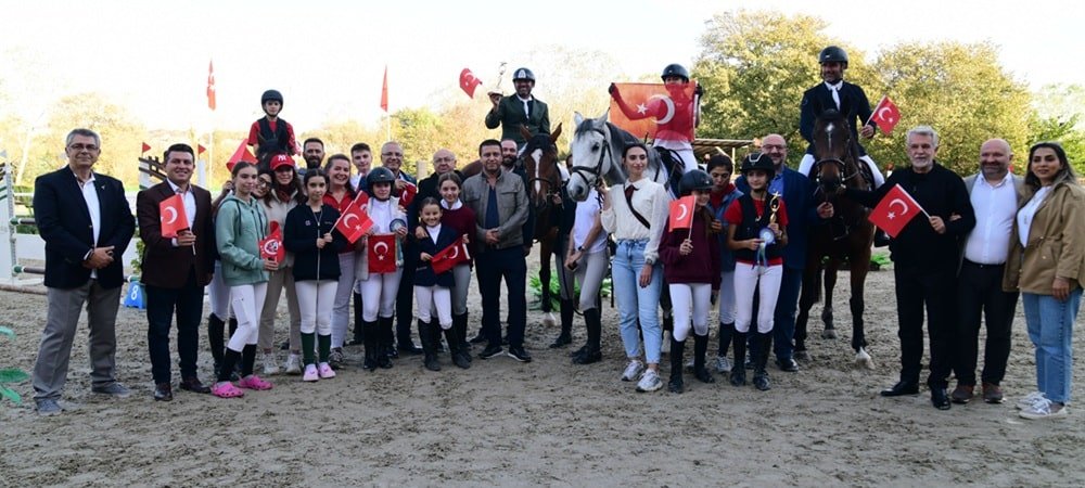 29 Ekim’i “Cumhuriyet Kupası” ile kutladılar