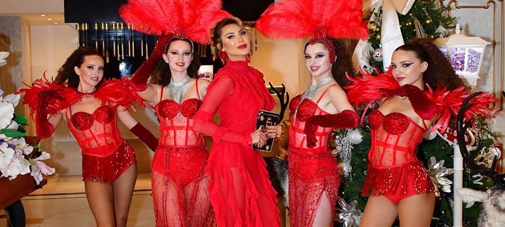 GİZEM ÖZDİLLİ ALLAH AKIL VERSİN!