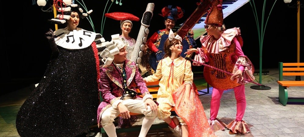 İBB ŞEHİR TİYATROLARI KASIM AYINDA 35 OYUNU SEYİRCİYLE BULUŞTURUYOR 