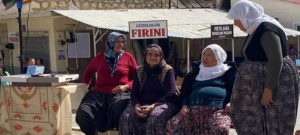 ZİYARETÇİLER FİLM TADINDA BİR GÜN YAŞADI