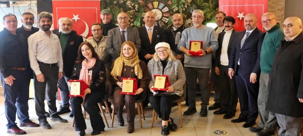 'Özgür Basın, Güçlü Toplum Demektir'