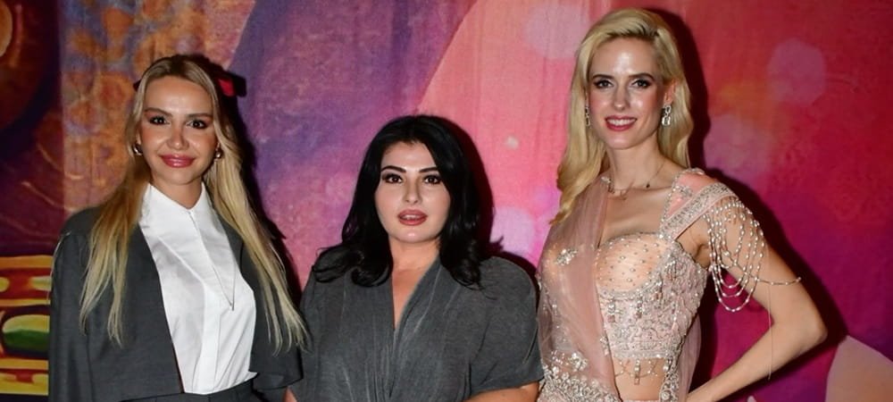 Ebru Torun’a Sanat ve Cemiyet Dünyasından Destek