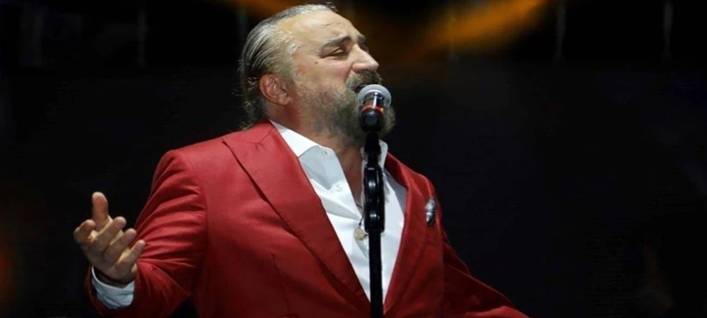 Sahnede Kalp Krizi Geçiren Volkan Konak Hayatını Kaybetti