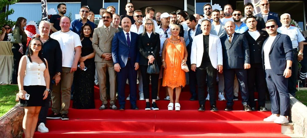 GAZİANTEP’TE YILDIZLAR GEÇİDİ: ŞAMDANCI VE BY MUSTAFA AÇILIŞI İLE GREEN PARK’TA GÖRKEMLİ GALA